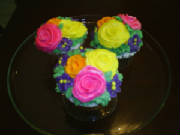 floweredcupcakes.JPG